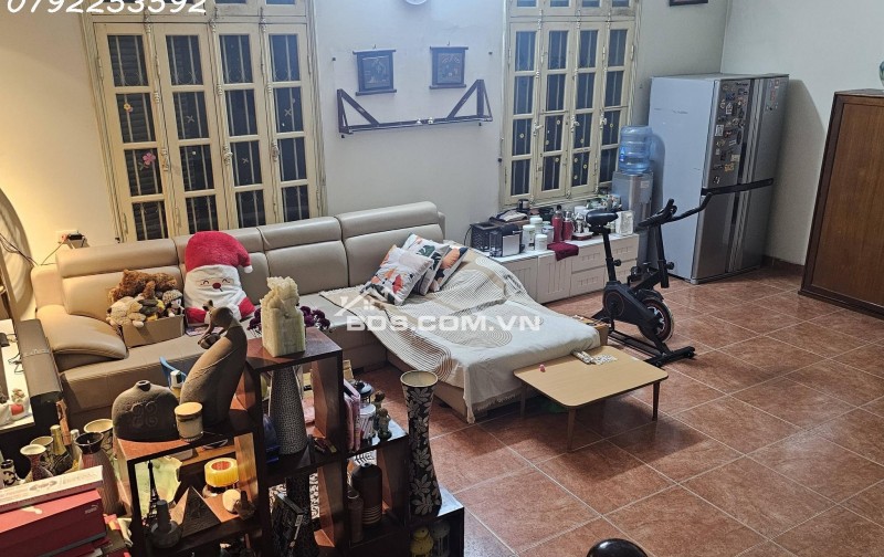 Bán Nhà. Giáp Nhất. Thanh Xuân. Diện Tích. 176m x4 tầng. Mặt tiền 7m.Giá bán 36 tỷ